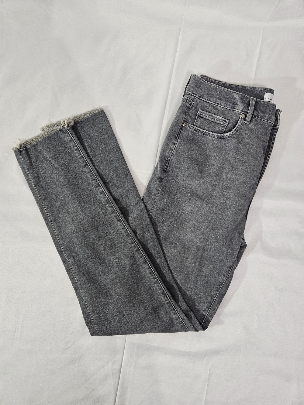 Loft Women’s Gray Frayed-Hem Skinny Jeans